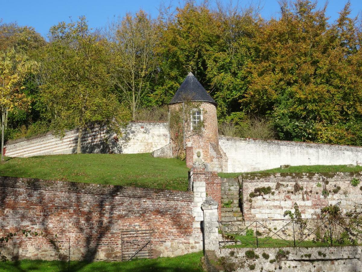 Gite De L'Abbaye D'Etrun Esterno foto
